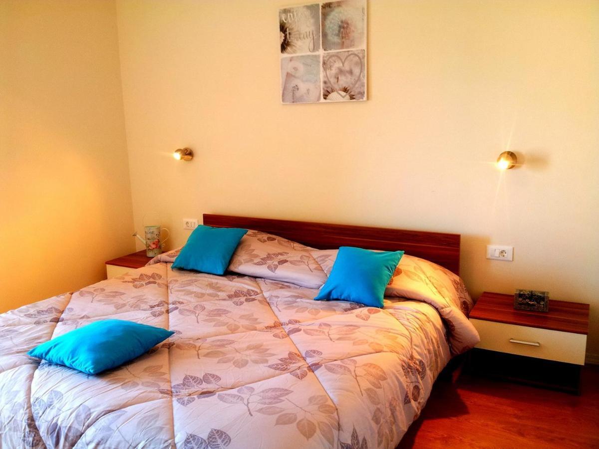 Apartment Maria - Comfortable Kaštela Eksteriør billede