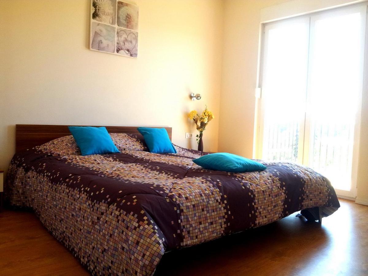 Apartment Maria - Comfortable Kaštela Eksteriør billede