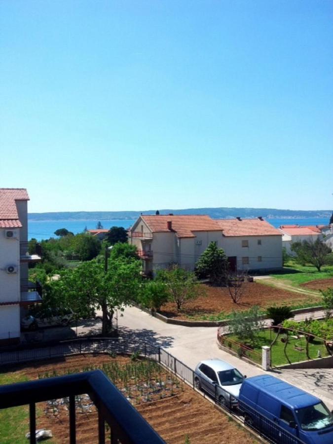 Apartment Maria - Comfortable Kaštela Eksteriør billede
